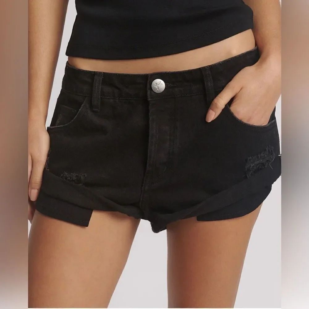 One Teaspoon x Free People Bandits Double Black baggy Denim Shorts 30 NWT